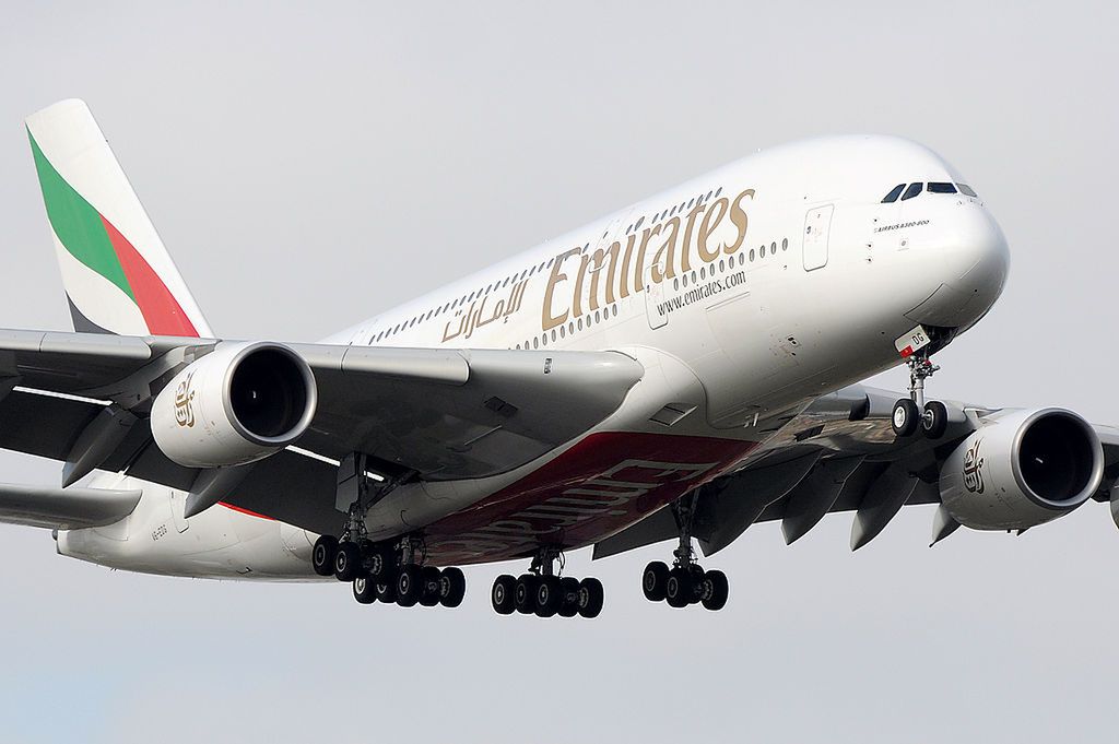 Z Warszawy do Dubaju polecimy airbusem A380? Są nieoficjalne informacje