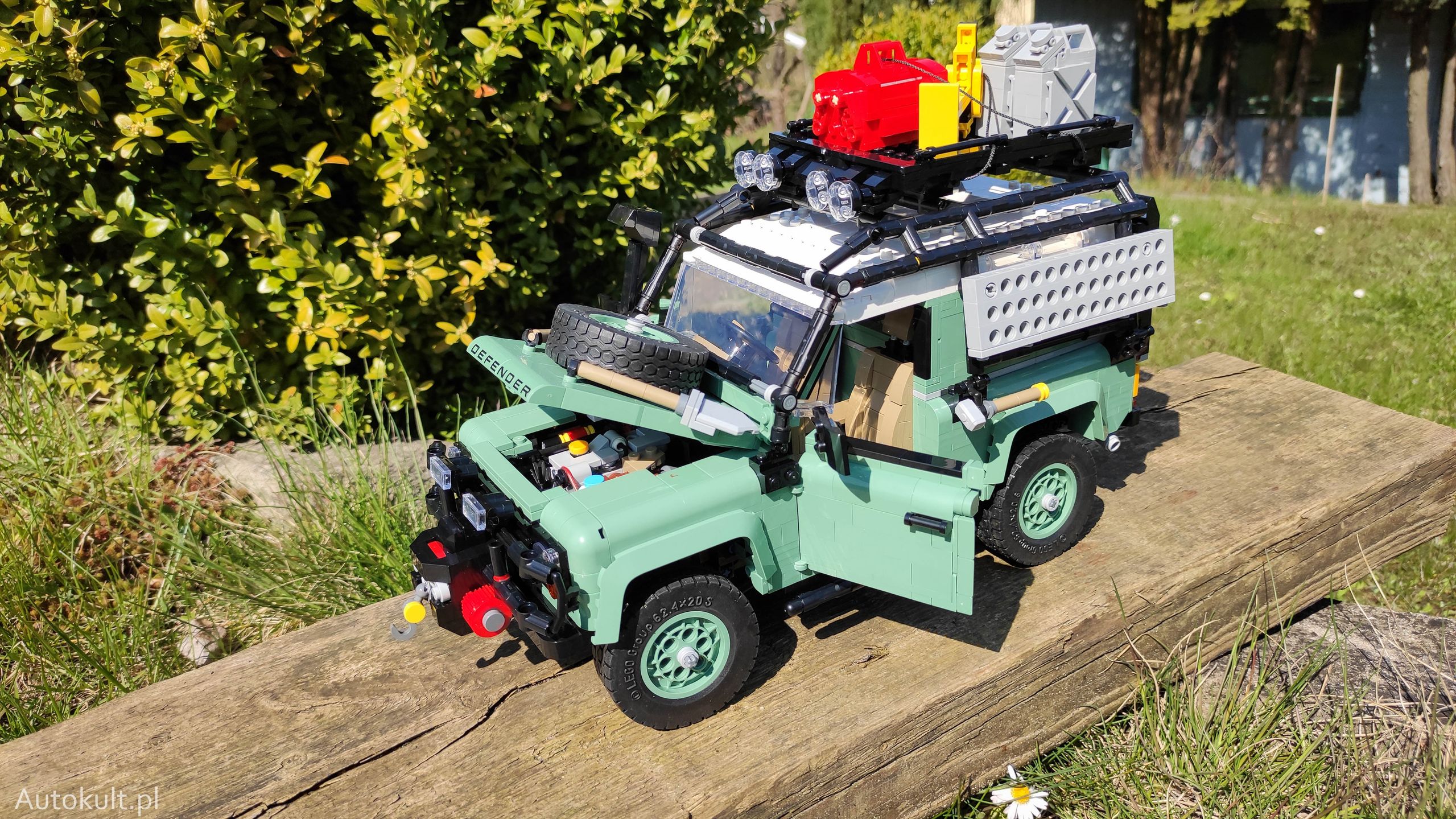Land Rover Defender Classic 90 Lego Icons