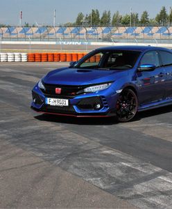 Honda Civic Type R. To auto nawet nie próbuje być skromne
