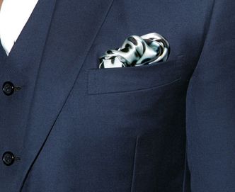 Poszetka. Jak dobrać do garnituru? Jak nosić poszetkę?