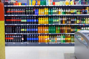 Kupiłeś ten napój? Wyrzuć lub zwróć do sklepu. Jest ostrzeżenie