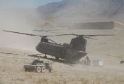 CH-47 "Chinook"- wół roboczy wojny w Afganistanie