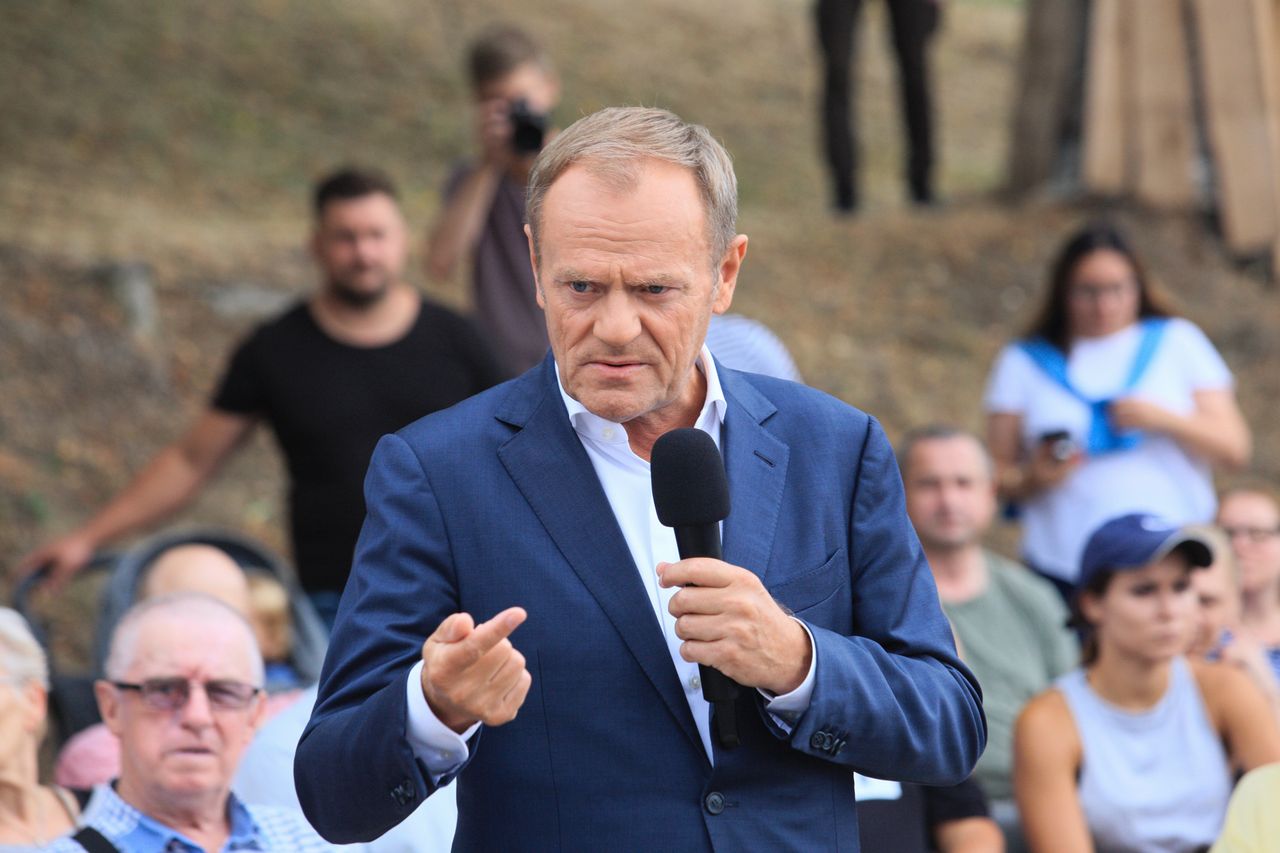 Tusk miał za chwilę zacząć program na żywo. Te słowa miały się nie nagrać