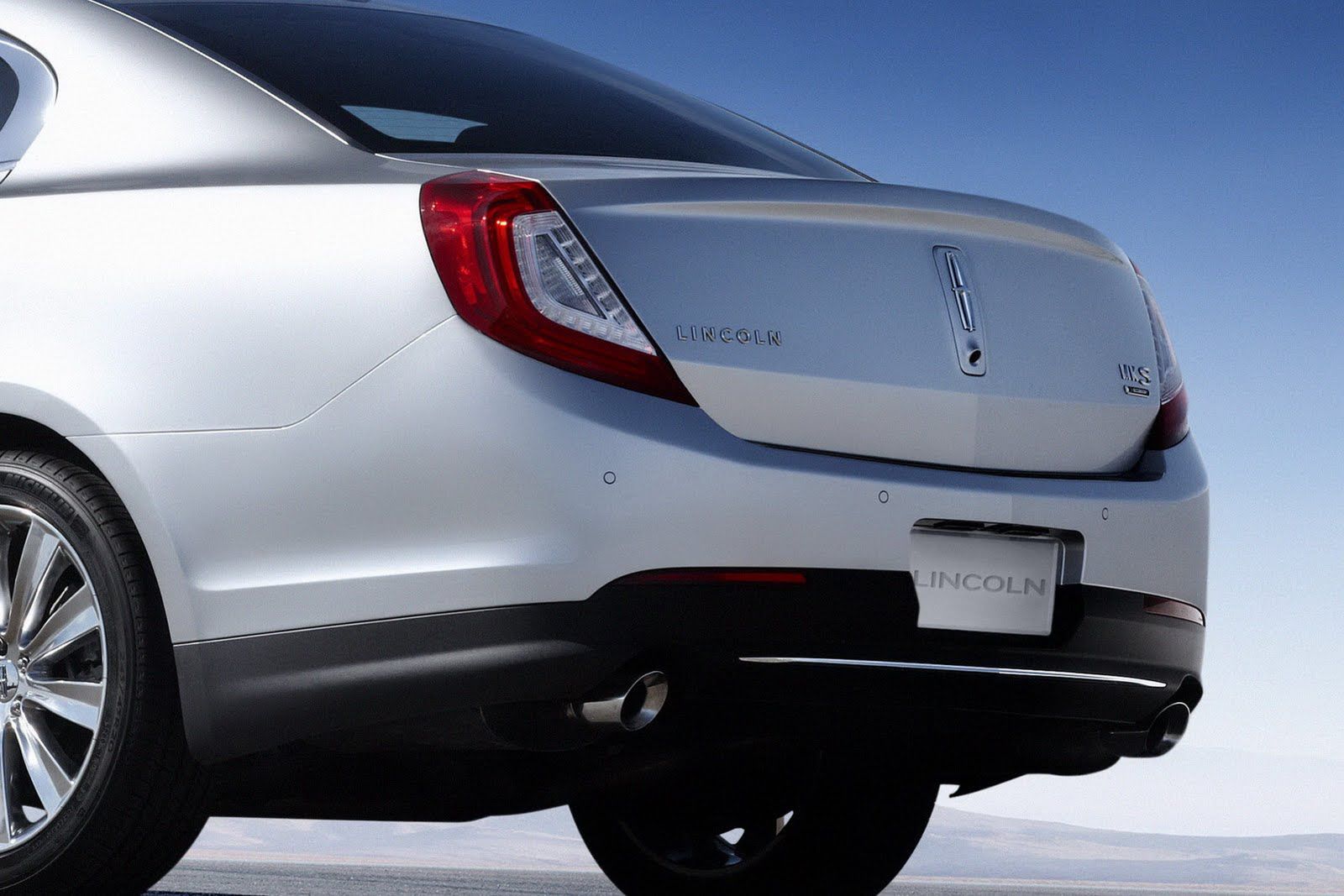 Lincoln MKS