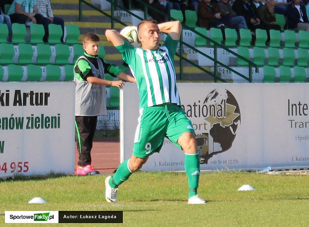 Marcin Kaczmarek, mimo że do Widzewa przyszedł z ŁKS-u Łódź, szybko stał się jednym z ulubieńców kibiców czerwono-biało-czerwonych