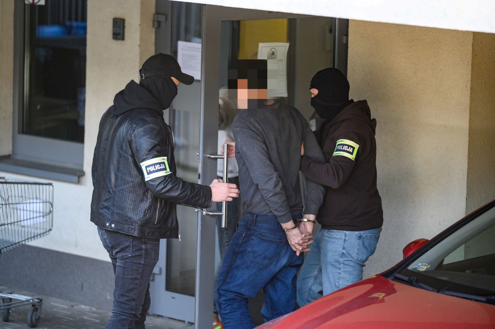 Zbrodnia w Koziegłowach. Były mąż ofiary usłyszał zarzuty