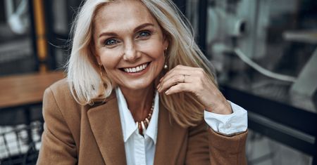 Zdradziła trik stylistek. Połączenie tych kolorów wygląda luksusowo