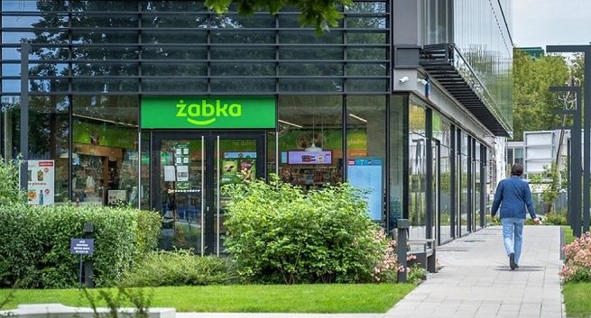 Paczki InPostu nie odbierzemy już z Żabki. Koniec współpracy