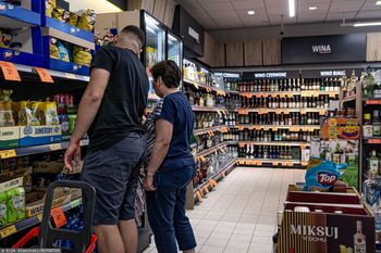 Zakaz sprzedaży alkoholu w Warszawie. Rada miasta podjęła kolejny krok
