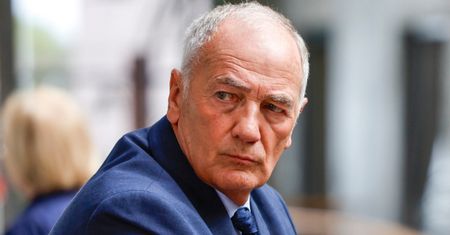 TYLKO NA PUDELKU: Karol Strasburger stracił PONAD 30 TYSIĘCY złotych przez internetowy kantor. "Chcą oszukać klientów"