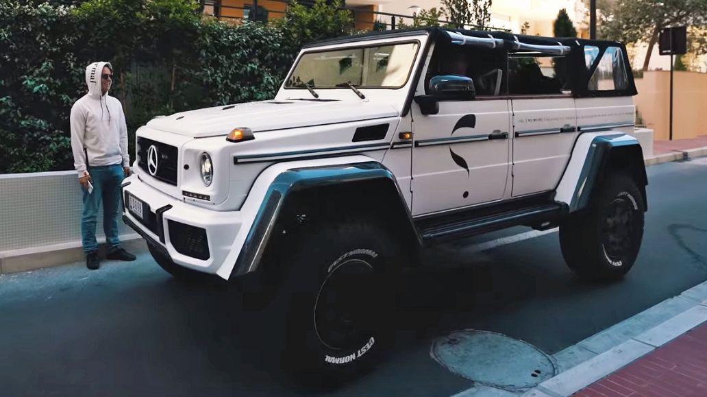 Mercedes G500 4x4² w jeszcze bardziej szalonej wersji. W klimacie safari