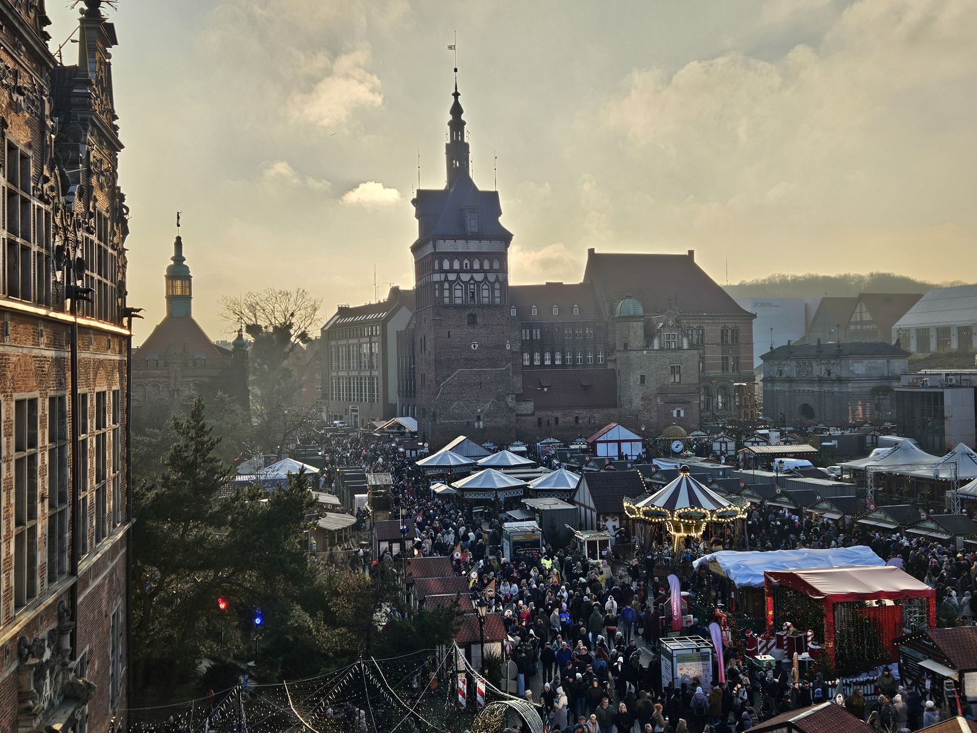 Gdański Jarmark Bożonarodzeniowy przyciąga tysiące turystów