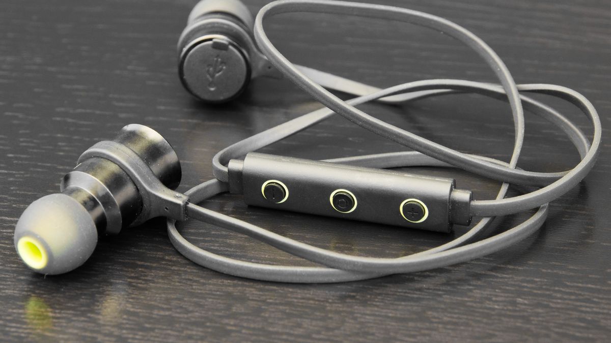Brainwavz BLU-100 – test bezprzewodowych słuchawek dla aktywnych 1