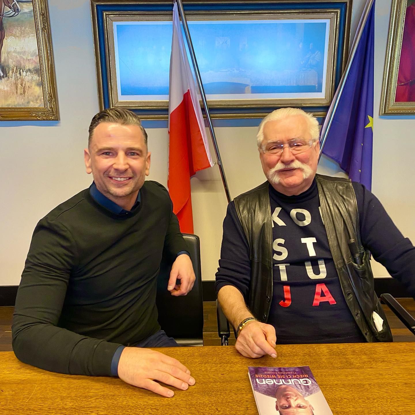 Kris Florek, Lech Wałęsa