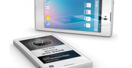 YotaPhone z dwoma ekranami w drodze. Czy tak będzie wyglądała przyszłość smartfonów?