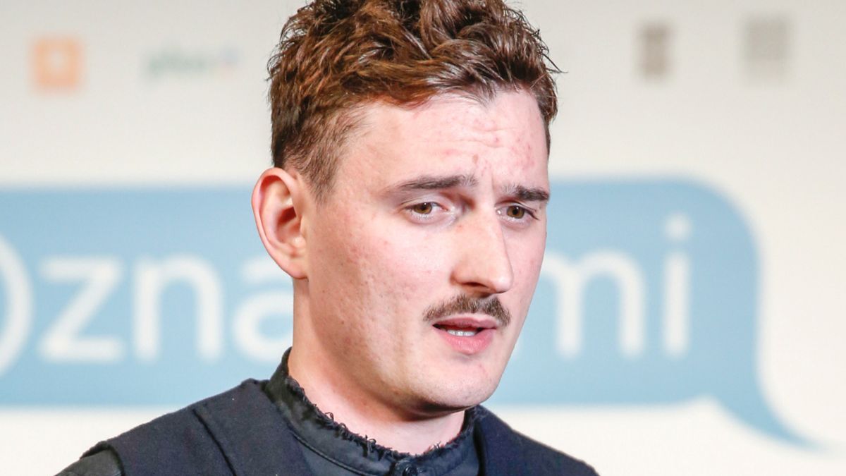 Dawid Podsiadło planuje apostazję. Do sprawy odniósł się ksiądz