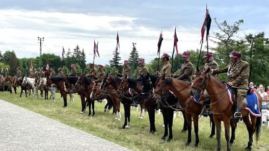 Śląskie. 22. Pielgrzymka Kawalerii Konnej z Zaręb Kościelnych na Mazowszu dotarła na Jasną Górę w Częstochowie.
