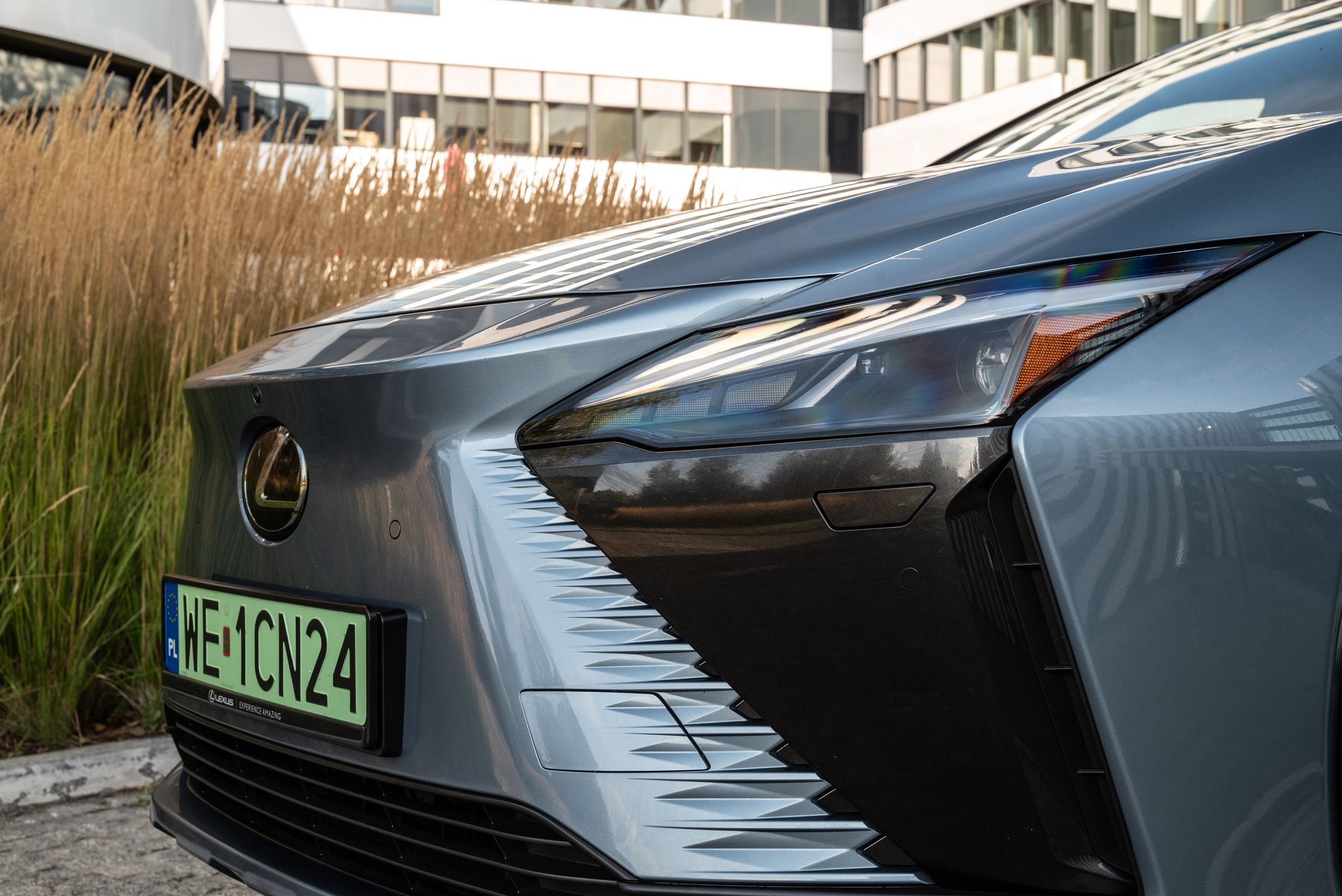 Lexus RZ