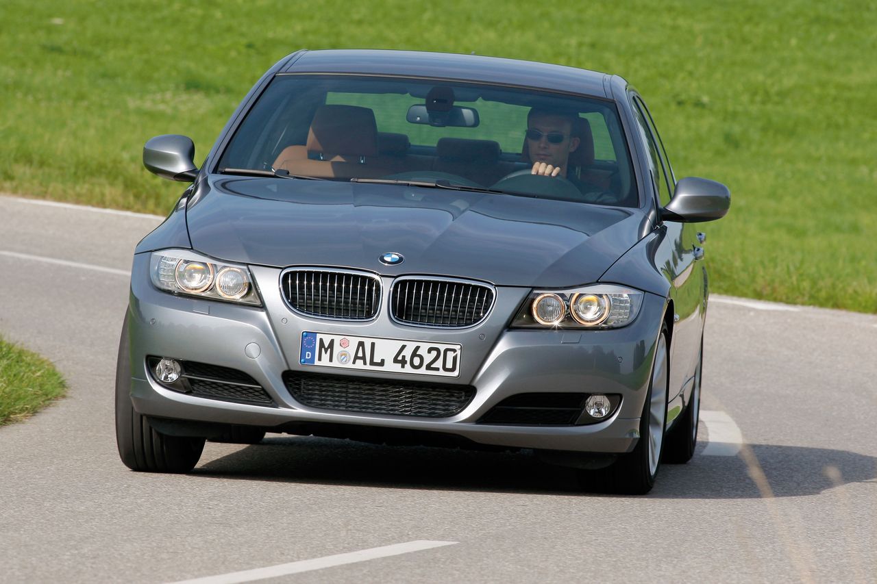 BMW Serii 3 E90 ze względu na normę Euro 5 było ostatnią generacją modelu z kapitalnym silnikiem M57.