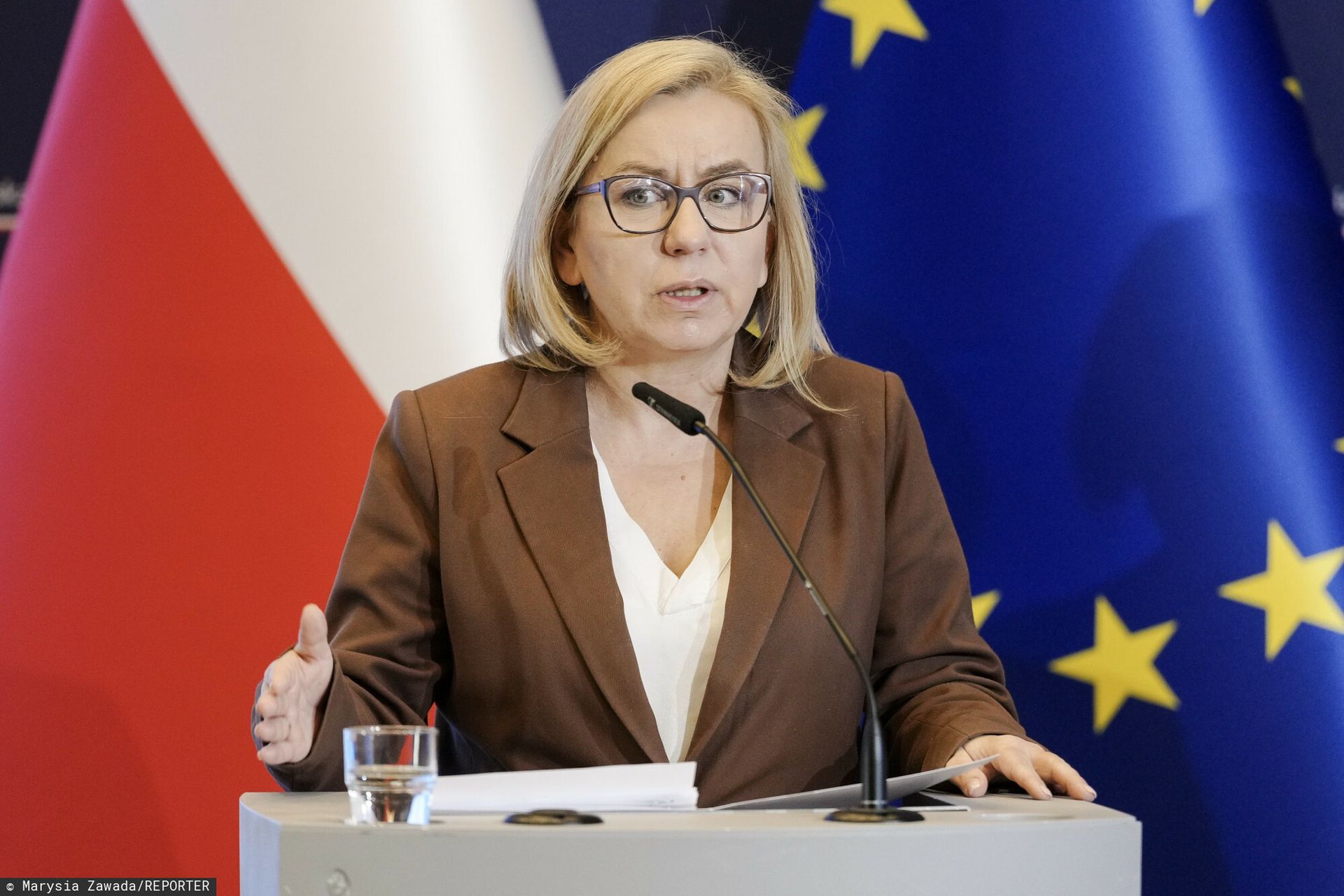 Hennig-Kloska o programie "Czyste Powietrze". "Jest bezpieczny"