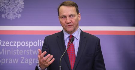 Sikorski opowiedział o planach rządu. Przypominał słowa Lecha Kaczyńskiego
