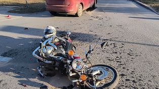 Płock: Wymusił pierwszeństwo na motocykliście. 17-latek trafił do szpitala