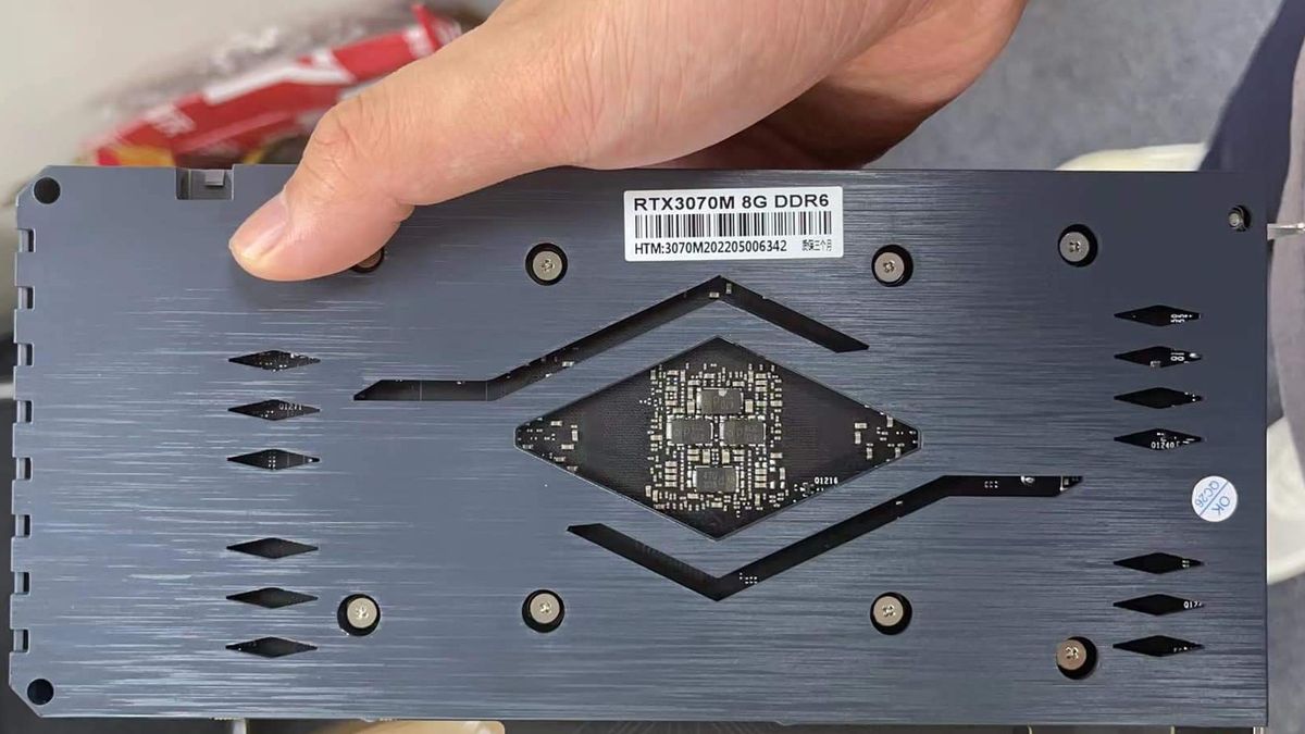 Stacjonarny mobilny GeForce RTX 3070 z chińskiego rynku.