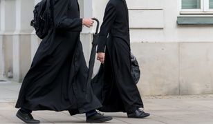 Były ksiądz ujawnia. "Przez pół roku żyłem z kobietą"