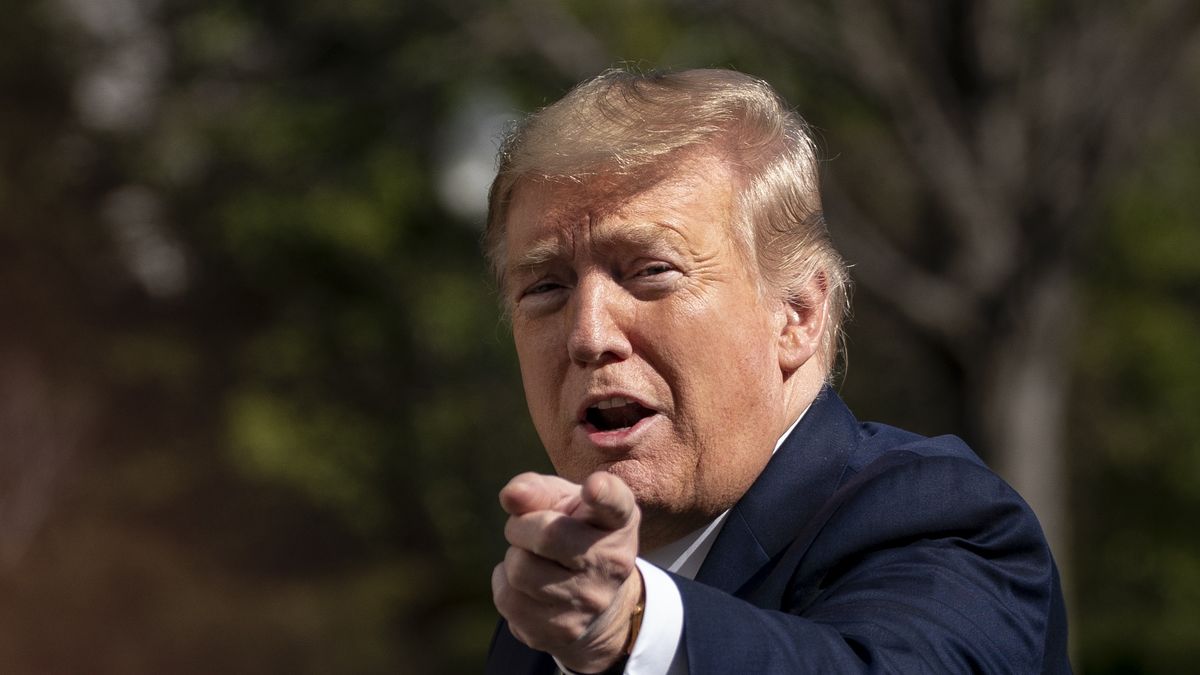 WASHINGTON, DC - MARCH 09: U.S. President Donald Trump gestures as he walks toward the White House residence after exiting Marine One on the South Lawn of the White House March 9, 2020 in Washington, DC. President Trump spent the weekend at his Mar-a-Lago resort and also stopped at a political fundraiser in central Florida on Monday morning before returning to Washington. (Photo by Drew Angerer/Getty Images)