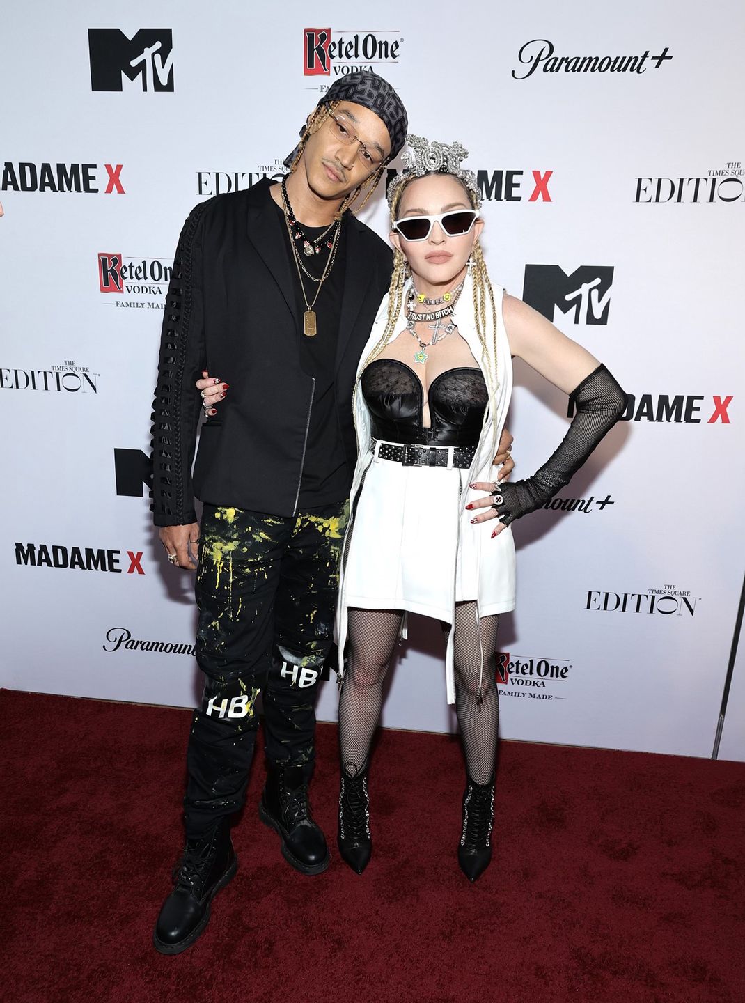 Madonna rozstała się z młodszym o 36 lat chłopakiem