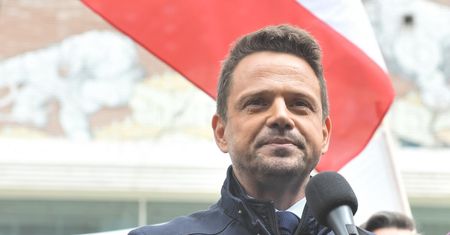 Trzaskowski: Zamiast cieszyć się świętem 4 czerwca, rządzący używają tego dnia, by dzielić