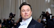 Majątek Elona Muska skurczył się ostatnio o 40 mld dol. Może stracić jeszcze więcej