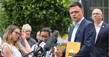 Hołownia skomentował zatrzymanie syna Banasia. "Metody paramafijne"
