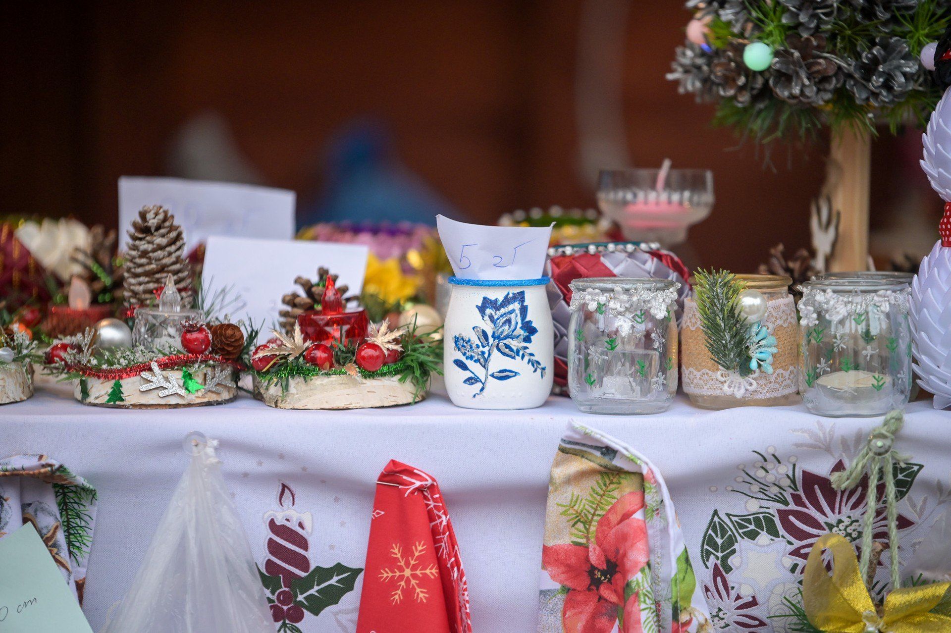 Rozpoczął się Jarmark św. Mikołaja w Grudziądzu. Zakupy można zrobić przy kilkudziesięciu stoiskach