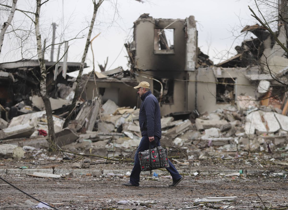 Putin zniszczy Ukrainę? "Nie ma powrotu do dialogu". Na zdjęciu Borodzianka nieopodal Kijowa 
