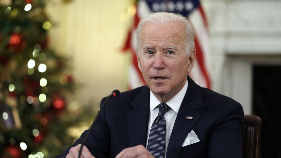 Biden do dziennikarki: wysłałaby pani amerykańskich żołnierzy, by walczyli z Rosjanami? 