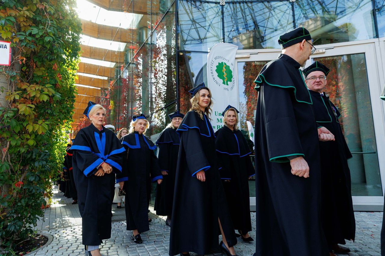 Białystok: Uniwersytet Medyczny rozpoczął nowy rok akademicki z rekordową liczbą studentów