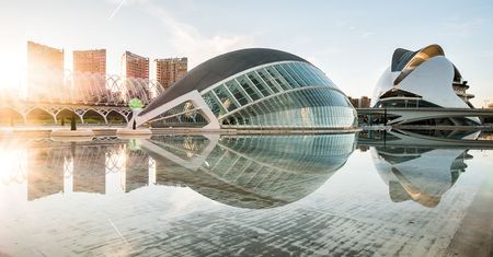 Architektura Walencji jest kosmiczna! Świetnie pokazał ją Gauvin Lapetoule
