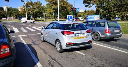 Nie ustąpisz pieszemu? Egzaminator „obleje” twój egzamin na prawo jazdy