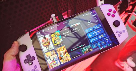 AYA NEO 2021 PRO. Handheld na Ryzenie