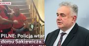 Policjanci wtargnęli do mieszkania Tomasza Sakiewicza. Zastali szefa TV Republika BEZ SPODNI: "Film mógłby narazić go na śmieszność"