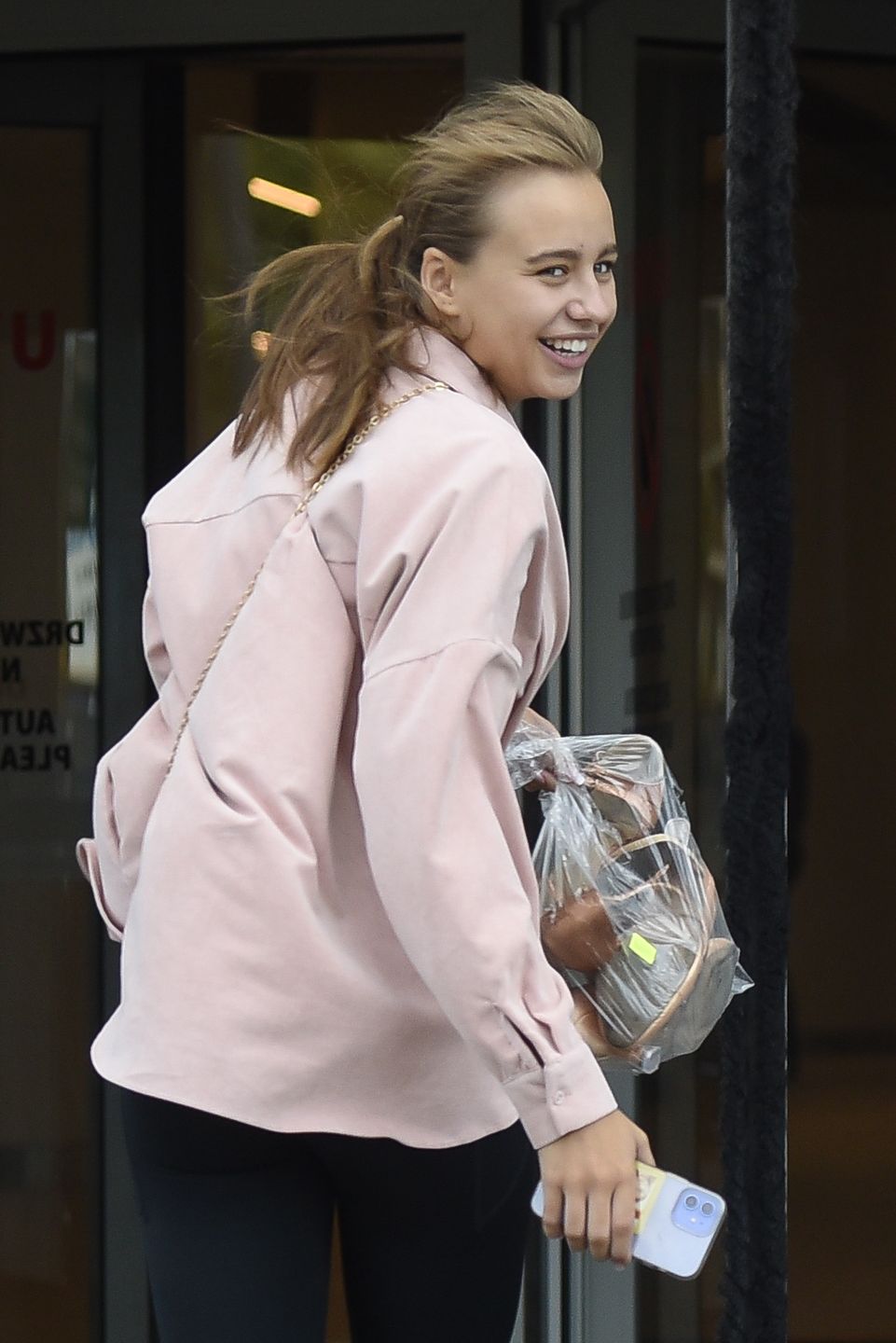 Oliwia Bieniuk i jej partner z parkietu po treningu do "TzG"
