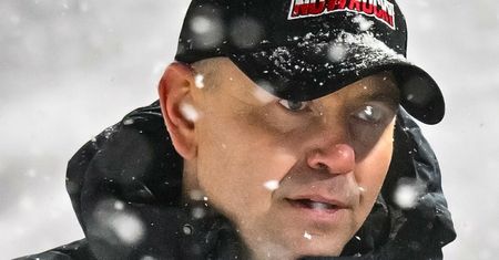 Nowrocky. Powstała firma sprzedająca bluzy, kubki i koszulki. Pałac zabiera głos