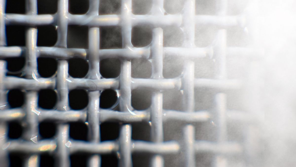 Siatka z dwutlenkiem tytanu do gromadzenia wody