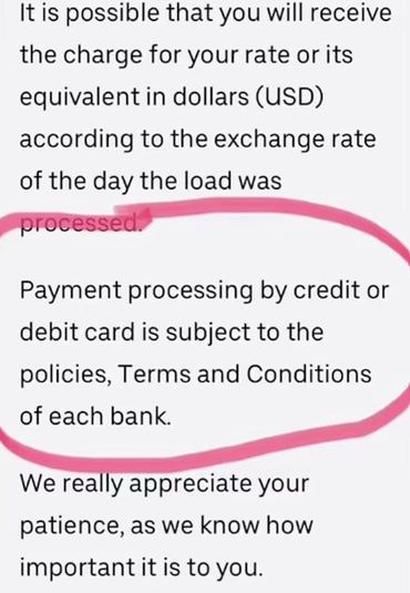 Uber przekonuje klientkę, że rozstrzyganie kwestii procesów związanych z płatnościami za pośrednictwem kart kredytowych są po stronie banków