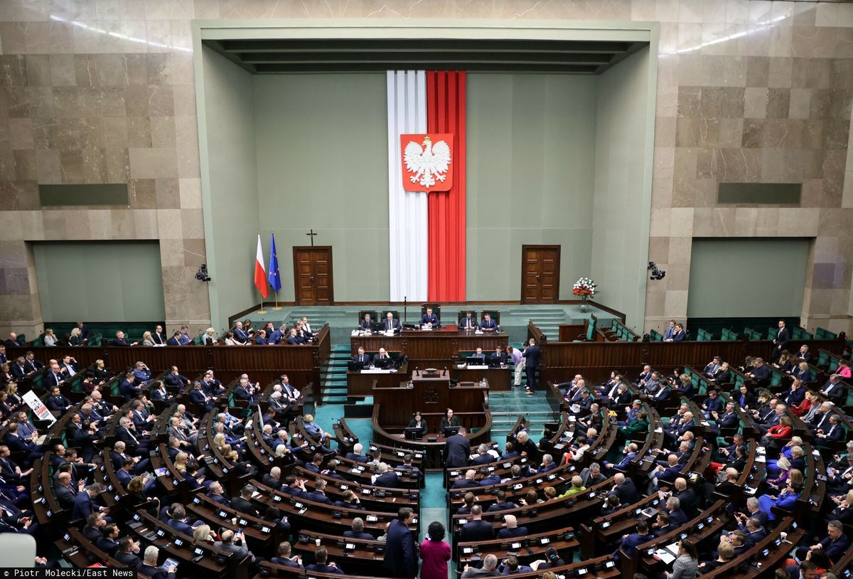 Obrady Sejmu dzisiaj. Relacja na żywo, harmonogram