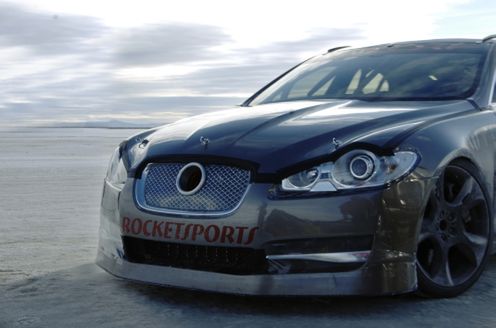 Jaguar XFR rozpędzony do 360km/h