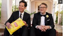 Złote wspomnienia Paula Rudda i Setha Rogena w reklamie Lay's na Super Bowl