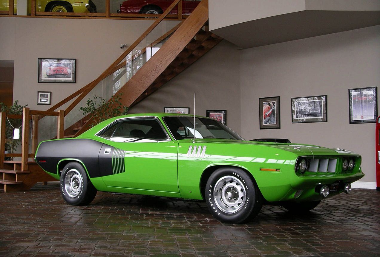 foto: legendarymotorcar.com