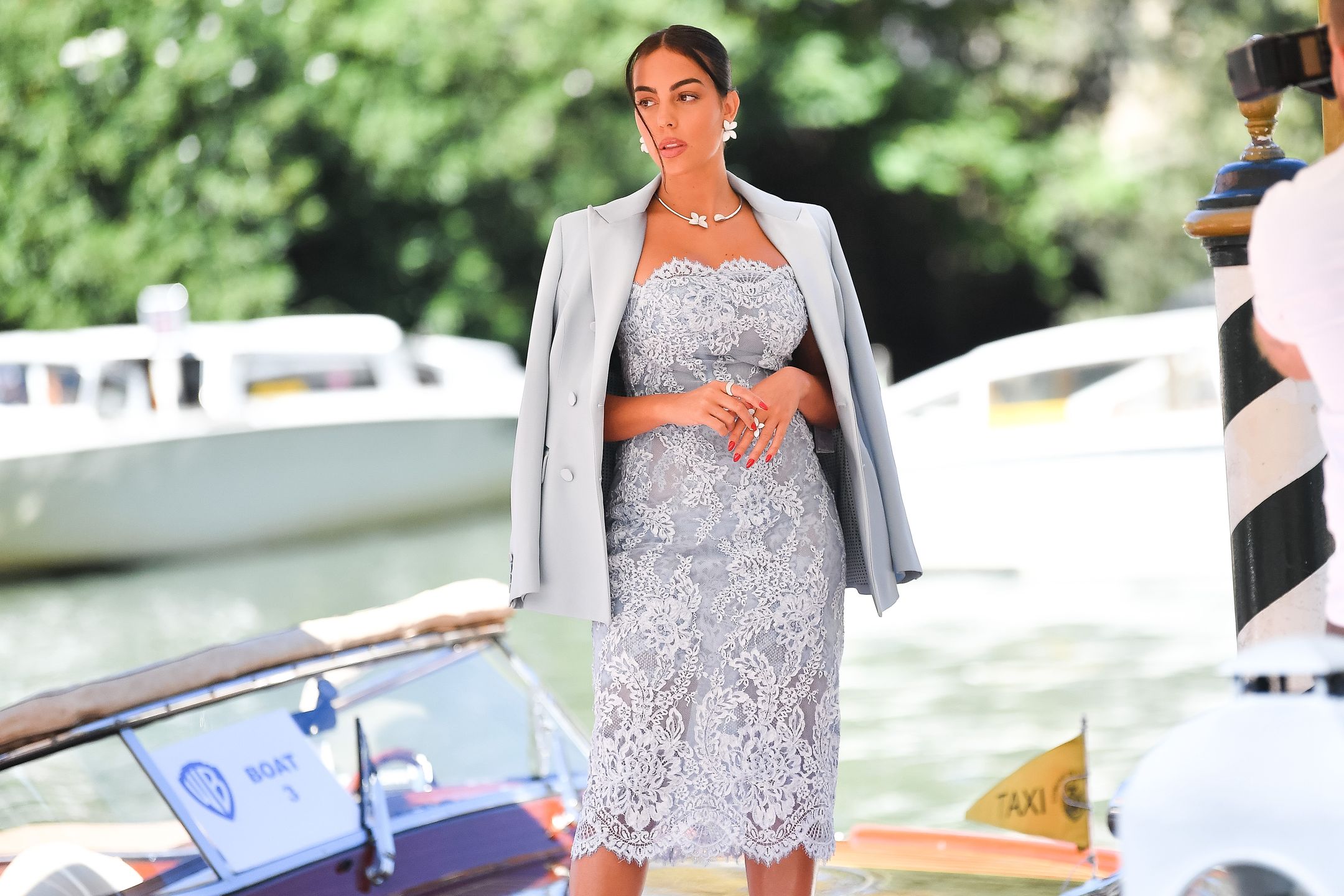 Georgina Rodriguez zadaje szyku pierwszego dnia Festiwalu Filmowego w Wenecji